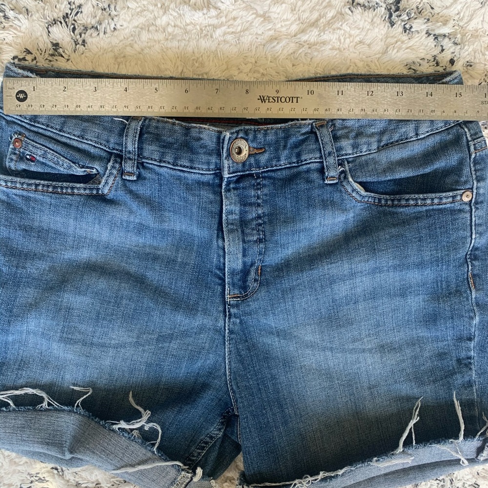 Vintage Tommy Cutoffs - Picture 6 of 8